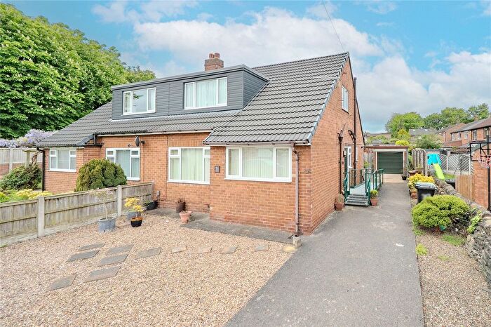 3 Bedroom Bungalow For Sale In Sunfield Place, Stanningley, Pudsey, West Yorkshire, LS28