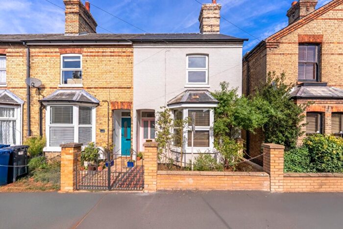 3 Bedroom Terraced House For Sale In Avenue Road, St. Neots, Cambridgeshire, PE19