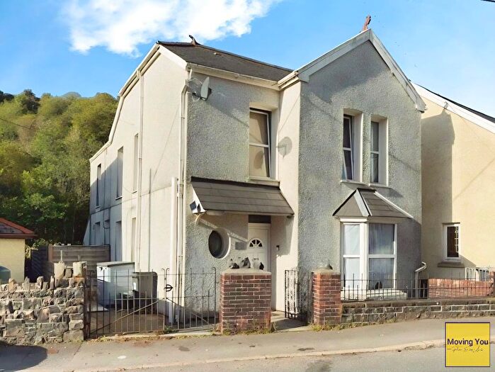 3 Bedroom Detached House For Sale In Heol Gwys, Upper Cwmtwrch, Swansea, Xh, Gb, SA9