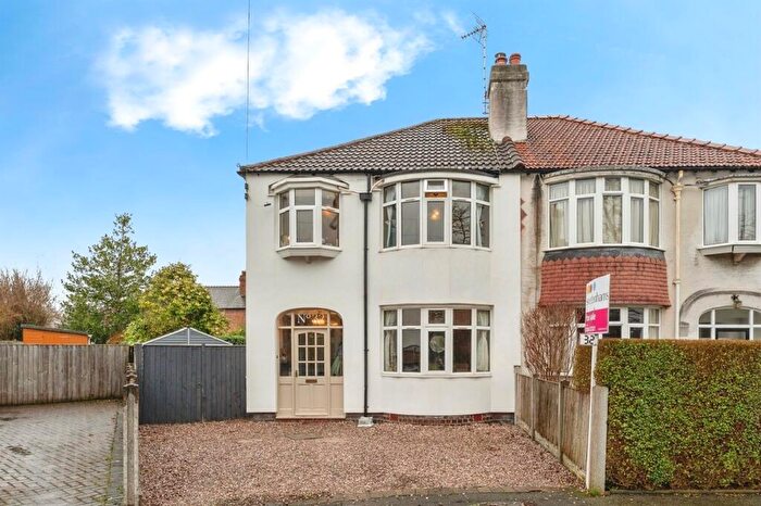 3 Bedroom Semi Detached House For Sale In The Nook, Newton, Chester, CH2