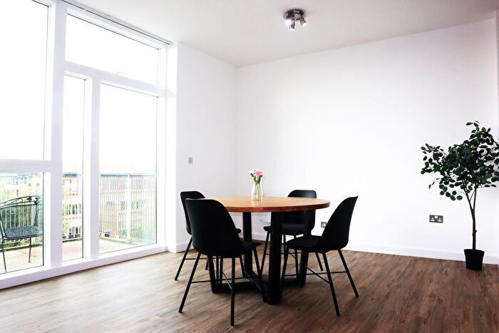 2 Bedroom Flat To Rent In Silbury Boulevard, Milton Keynes, MK9