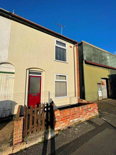 3 Bedroom End Of Terrace House To Rent In Spurgeon Score, Lowestoft, NR32