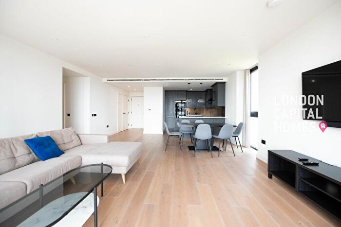 3 Bedroom Apartment To Rent In Emery Way London, E1W