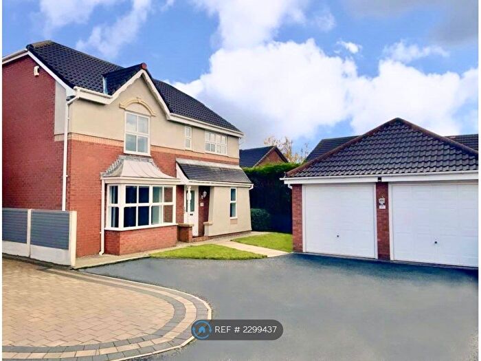 4 Bedroom Detached House To Rent In Radbourne Grove, Bolton, BL3