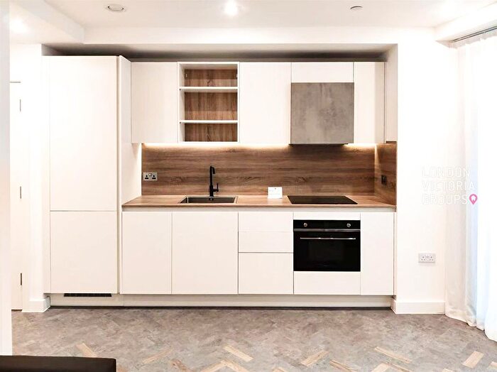 Studio To Rent In Skyline Apartments, Makers Yard, London, E3