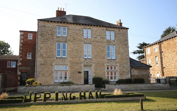 2 Bedroom Flat For Sale In Ayston Road, Uppingham, Oakham, LE15