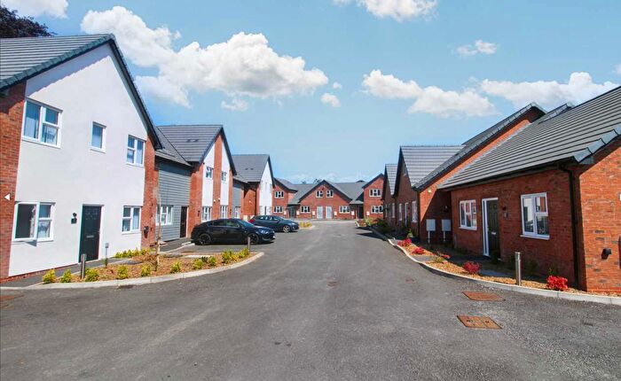 2 Bedroom Flat To Rent In Chewton Street Eastwood, NG16