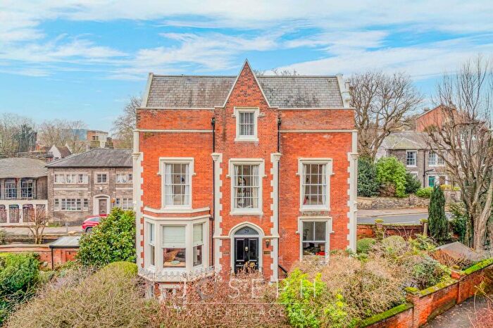 4 Bedroom Detached House For Sale In Fonnereau Road, Ipswich, IP1