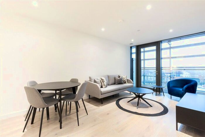 2 Bedroom Flat To Rent In City North East Tower, City North Place, London, N4