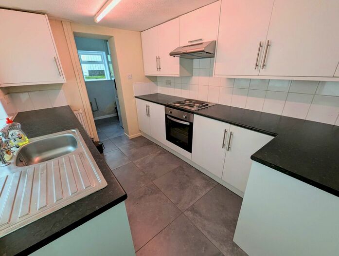 2 Bedroom Terraced House To Rent In Graham Street, Baneswell, Newport, NP20