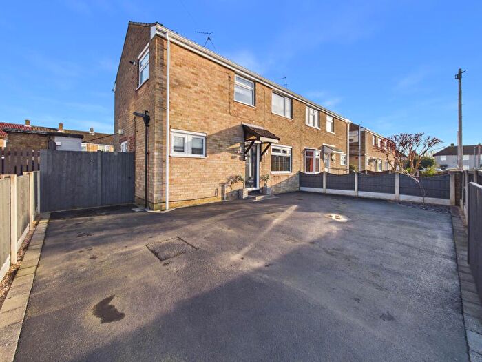 3 Bedroom Semi Detached House For Sale In Maidstone Drive, Alvaston, DE24