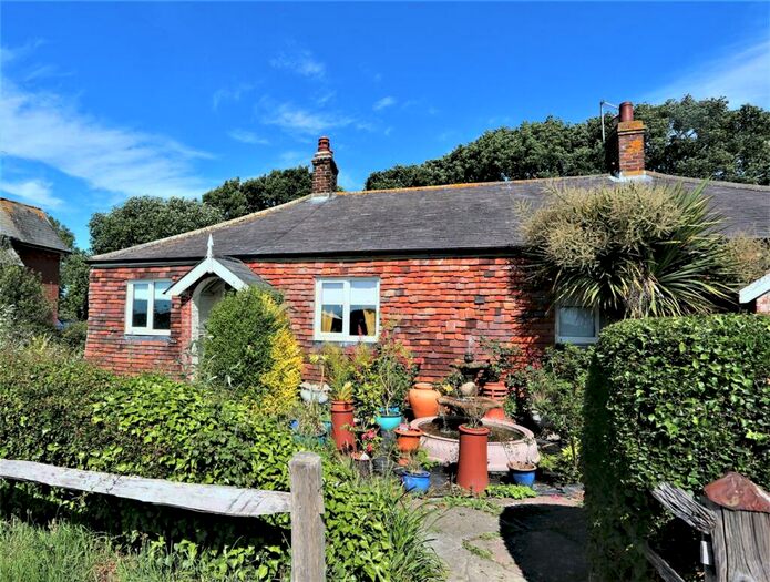 2 Bedroom Semi-Detached Bungalow To Rent In Eastbourne Road, Willingdon, Eastbourne, BN20