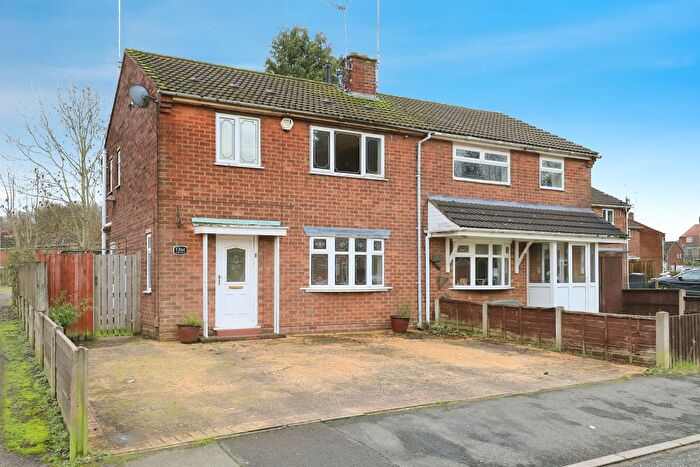 3 Bedroom Semi Detached House For Sale In Carder Crescent, Bilston, WV14