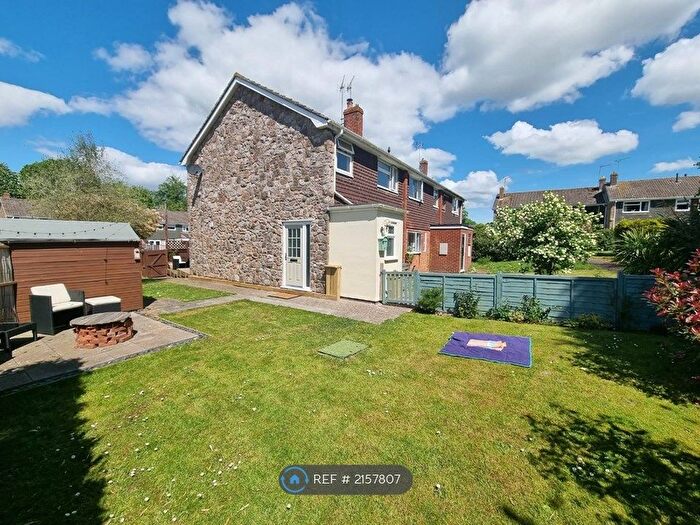 3 Bedroom End Of Terrace House To Rent In Laxton Close, Olveston, Bristol, BS35