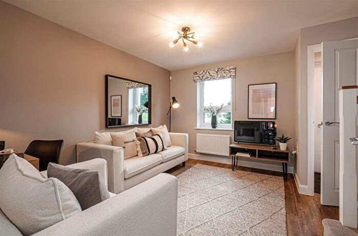 2 Bedroom Semi-Detached House For Sale In Isadora Lea, Coventry, CV3