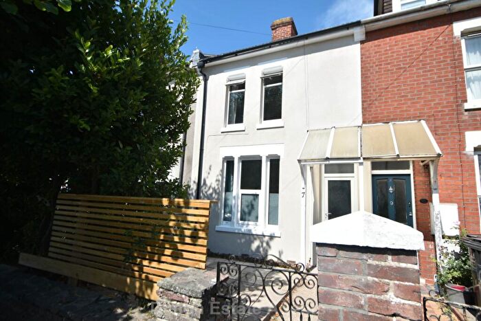 3 Bedroom Terraced House For Sale In Gordon Road, Gosport, PO12