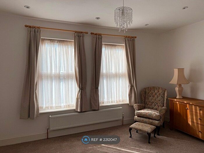 3 Bedroom Terraced House To Rent In Thackeray Avenue, London, N17