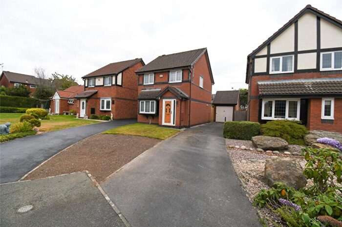 3 Bedroom Detached House For Sale In Greengates Crescent, Little Neston, Neston, CH64