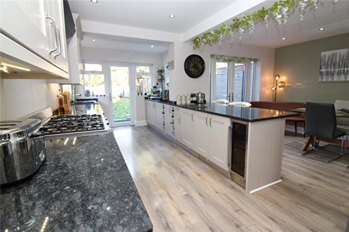 3 Bedroom Semi Detached House For Sale In Lynton Gardens, Fareham, Hampshire, PO16