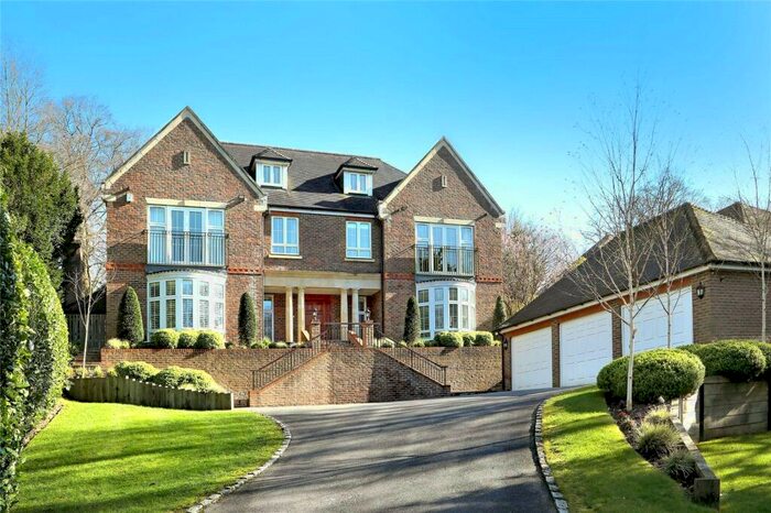 6 Bedroom Detached House To Rent In Burgess Wood Road, Beaconsfield, Buckinghamshire, HP9