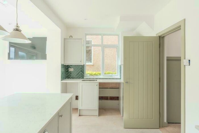 6 Bedroom Terraced House To Rent In Station Road - Filton, BS34