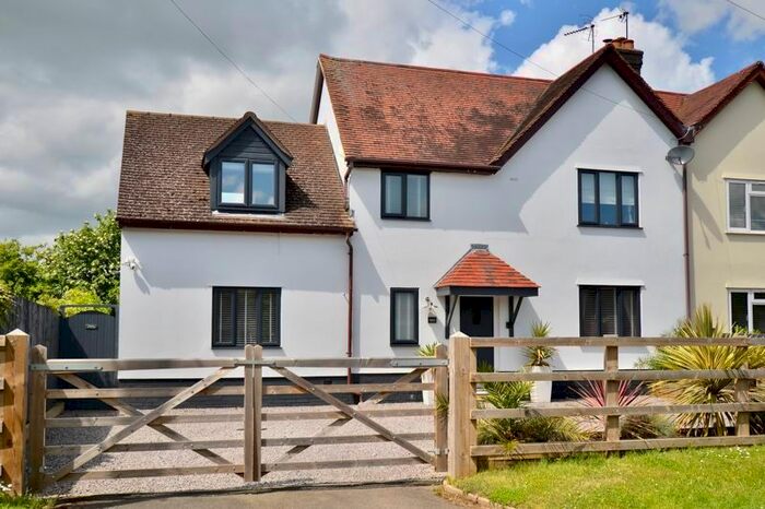 4 Bedroom Semi-Detached House For Sale In Field Barn Lane, Cropthorne, Pershore, WR10