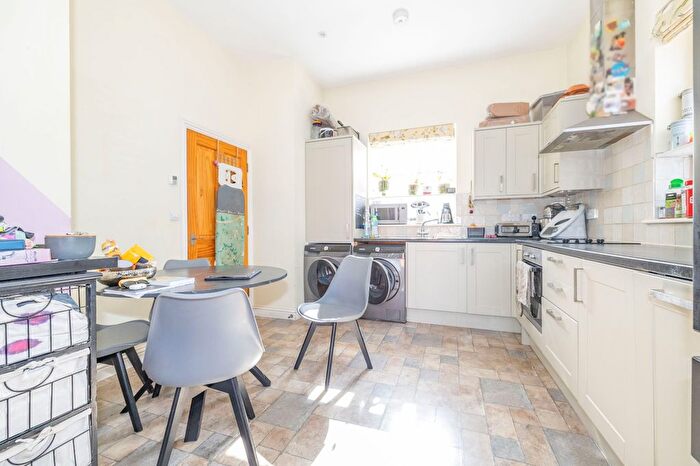 2 Bedroom Bungalow For Sale In Barton Mill Road, Canterbury, Kent, CT1