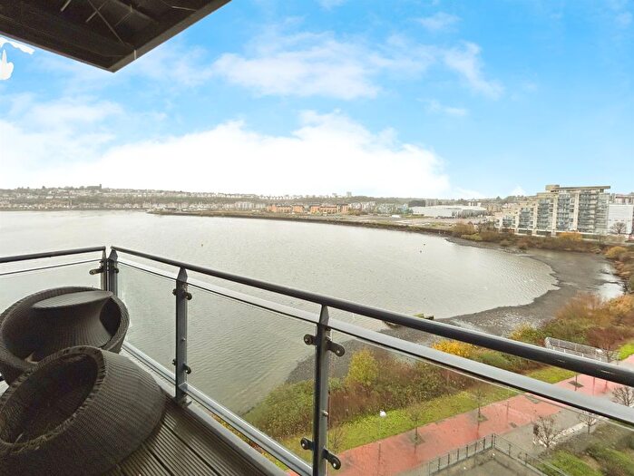 2 Bedroom Flat For Sale In Ferry Court, Cardiff, CF11