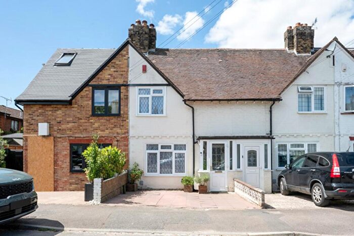 2 Bedroom Terraced House For Sale In Stones Road, Epsom, KT17