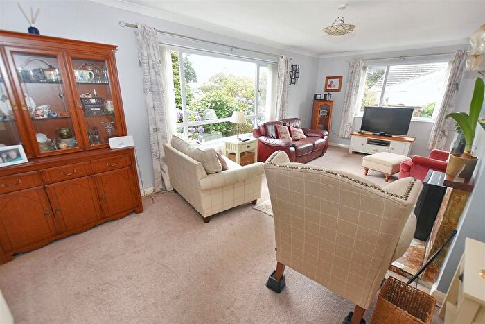 2 Bedroom Detached Bungalow For Sale In Trevarth, Redruth, TR16