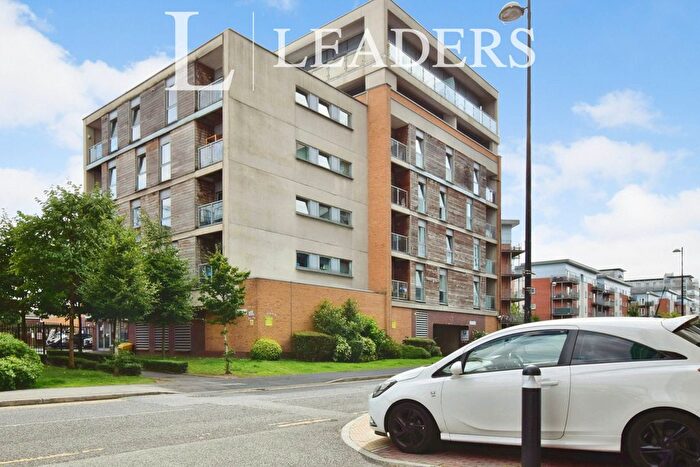 1 Bedroom Flat To Rent In Pioneer House, C Elmira Way, Salford, M5
