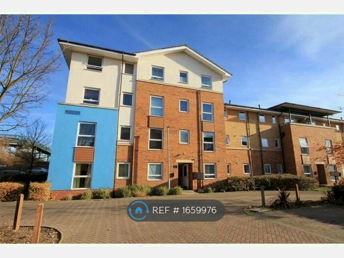 2 Bedroom Flat To Rent In Admiralty Close, West Drayton, UB7