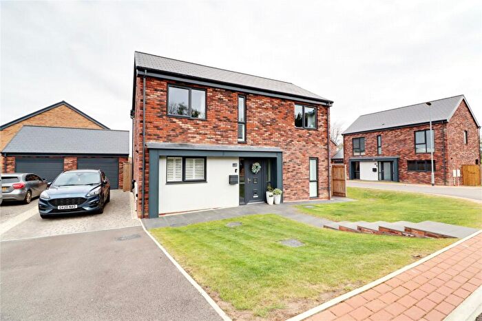 4 Bedroom Detached House For Sale In Horseshoe Close, Belton, Lincolnshire, DN9
