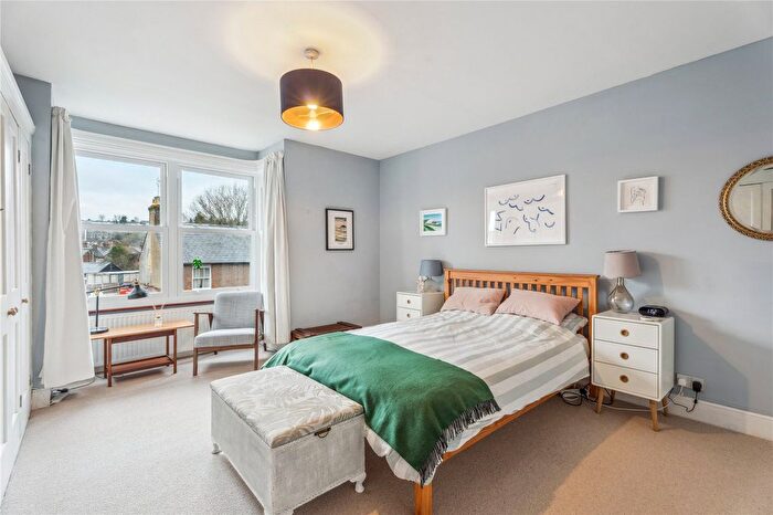 3 Bedroom Terraced House For Sale In Bellingdon Road, Chesham, Buckinghamshire, HP5
