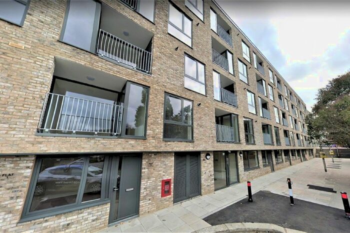 1 Bedroom Flat To Rent In Cameron Road, Seven Kings, Ilford, IG3