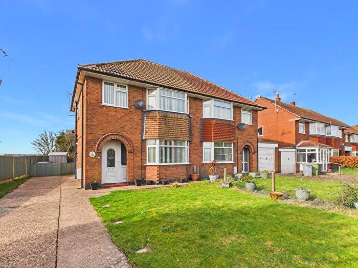 3 Bedroom Semi Detached House For Sale In Cinder Lane, Ollerton, Newark, NG22