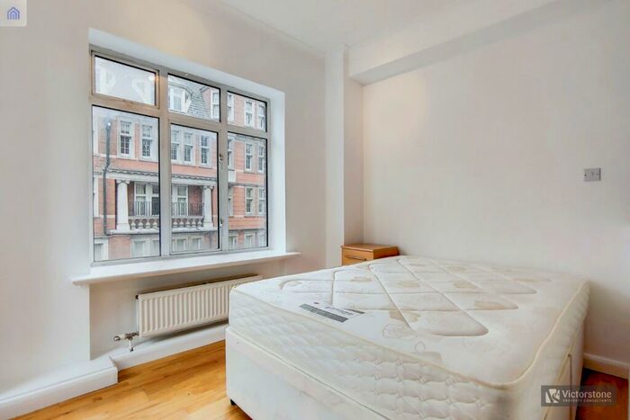 Studio To Rent In Warren Court, Euston Road, Fitzrovia, London, NW1