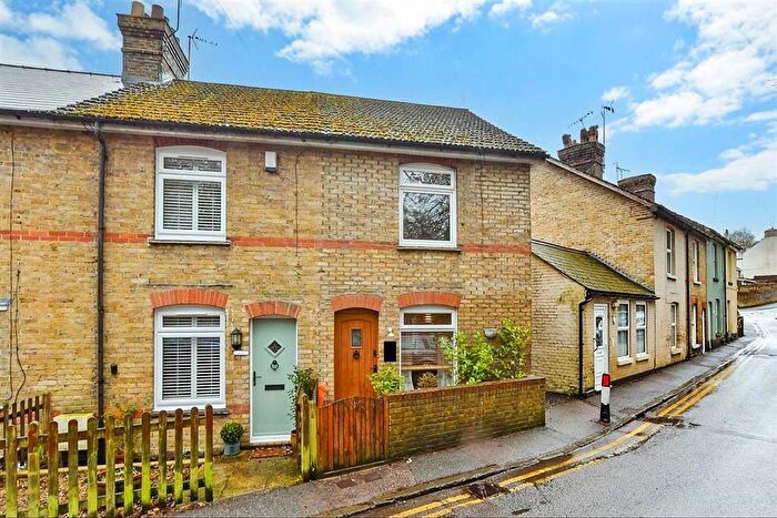 2 Bedroom End Of Terrace House For Sale In Minnis Lane, River, Dover, Kent, CT17