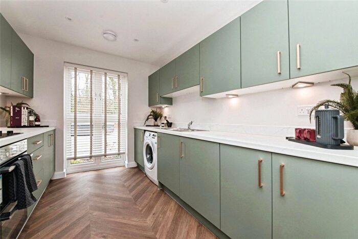 4 Bedroom Terraced House For Sale In Prince Charles Road, Exeter, Devon, EX4