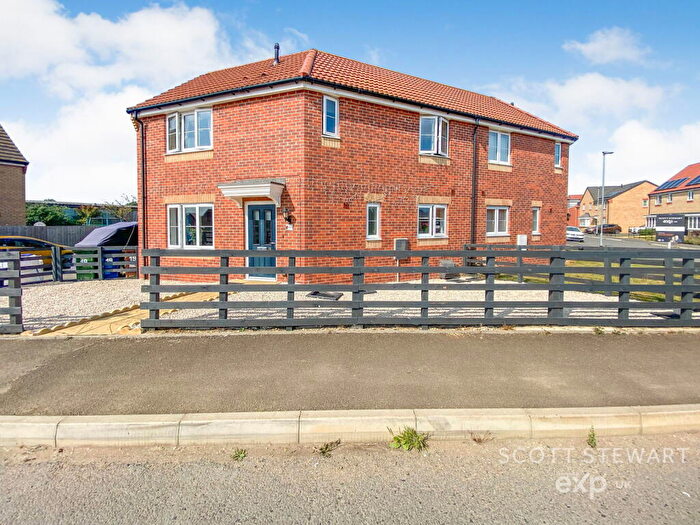 3 Bedroom Semi-Detached House For Sale In Sorrel Avenue, Whittlesey, Peterborough, PE7