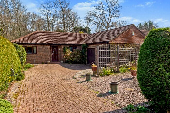 3 Bedroom Detached House For Sale In Oakland Drive, Robertsbridge, East Sussex, TN32