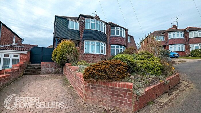 3 Bedroom Semi Detached House For Sale In Huntingdon Gardens, Sunderland, Tyne And Wear, SR3