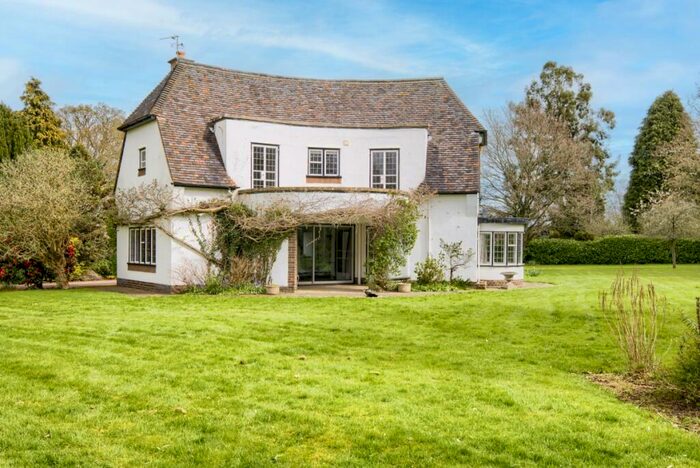 4 Bedroom Detached House To Rent In Stoneleigh Road Leamington Spa, CV32