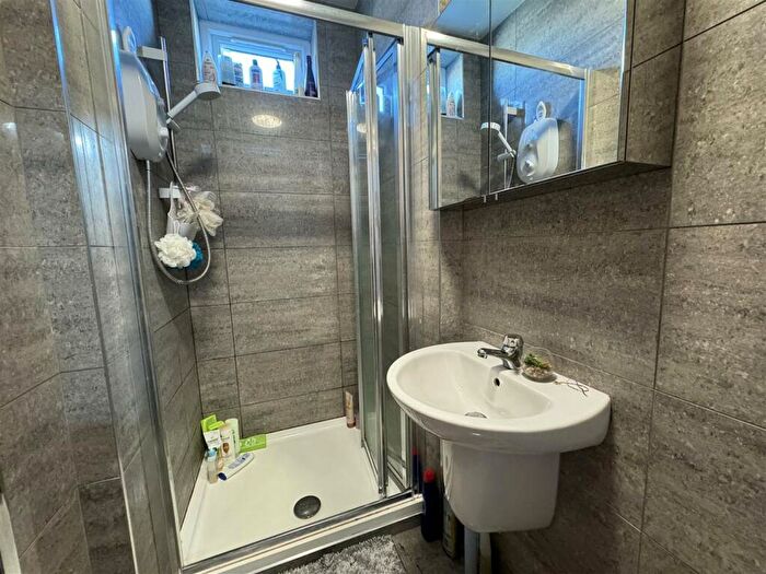 6 Bedroom Terraced House To Rent In Moorgate Avenue, Sheffield, S10