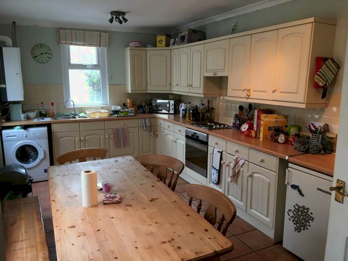 4 Bedroom House To Rent In Tewkesbury Place, Roath, CF24