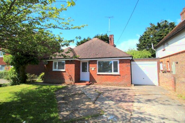 3 Bedroom Bungalow To Rent In Worthing Road, Wick, Littlehampton, West Sussex, BN17
