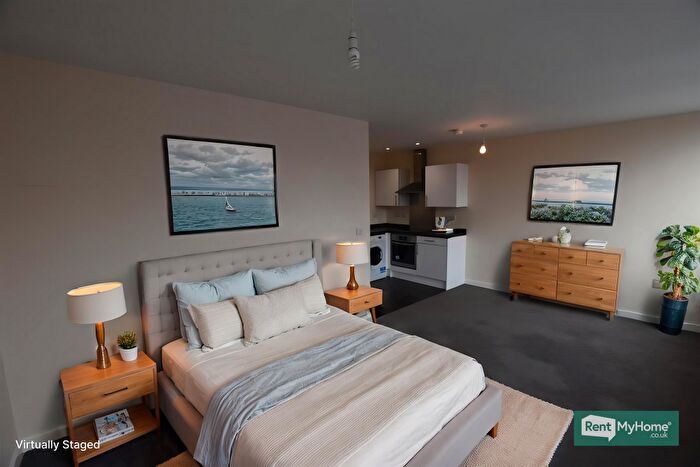 Apartment To Rent In Burleys Way, Leicester, LE1