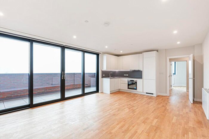 3 Bedroom Flat To Rent In Premier House Canning Road, HA3