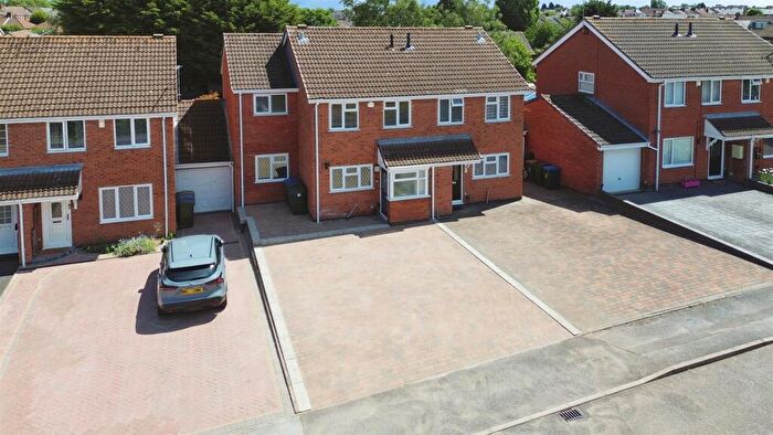 5 Bedroom House For Sale In Rosehip Drive, Coventry, CV2