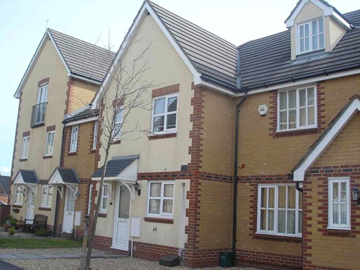 3 Bedroom Property To Rent In Gwalch Y Penwaig, Barry, CF62